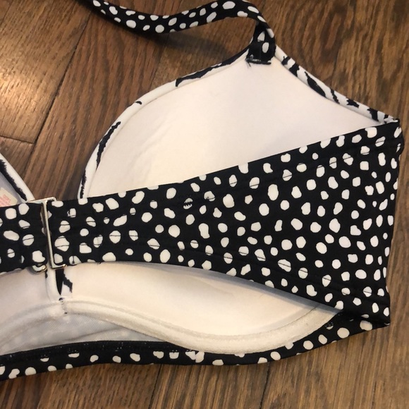 Victoria’s Secret | Animal Print Push-Up Bikini Top - Picture 6 of 12